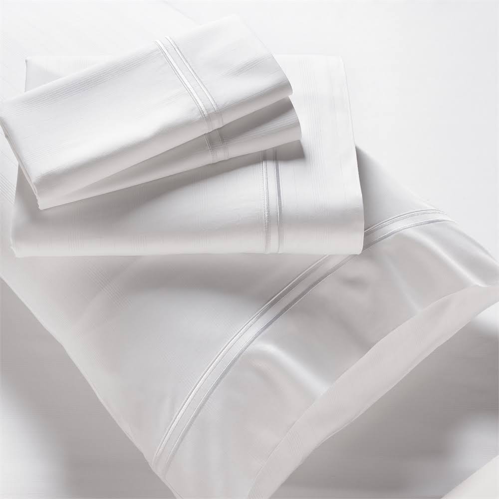 White Queen Cooling Sheet Set X48381