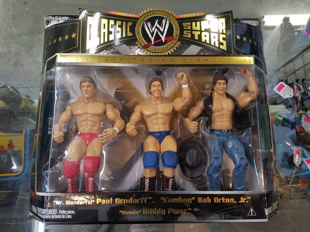3 Pack Action Figures Q746