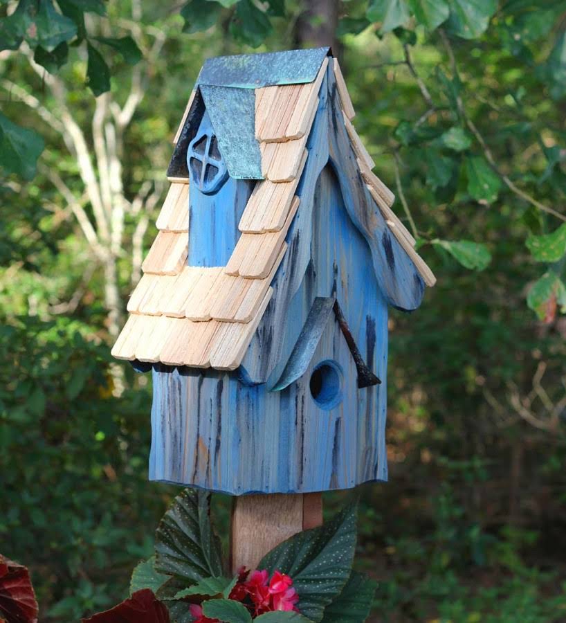 Cypress Birdhouse M306124