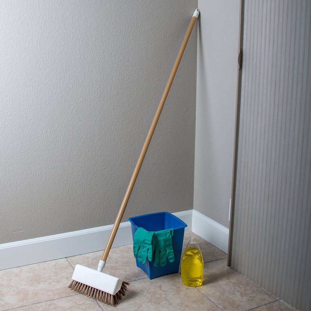 60x22 Threaded Fiberglass Tan Broom Handle D212