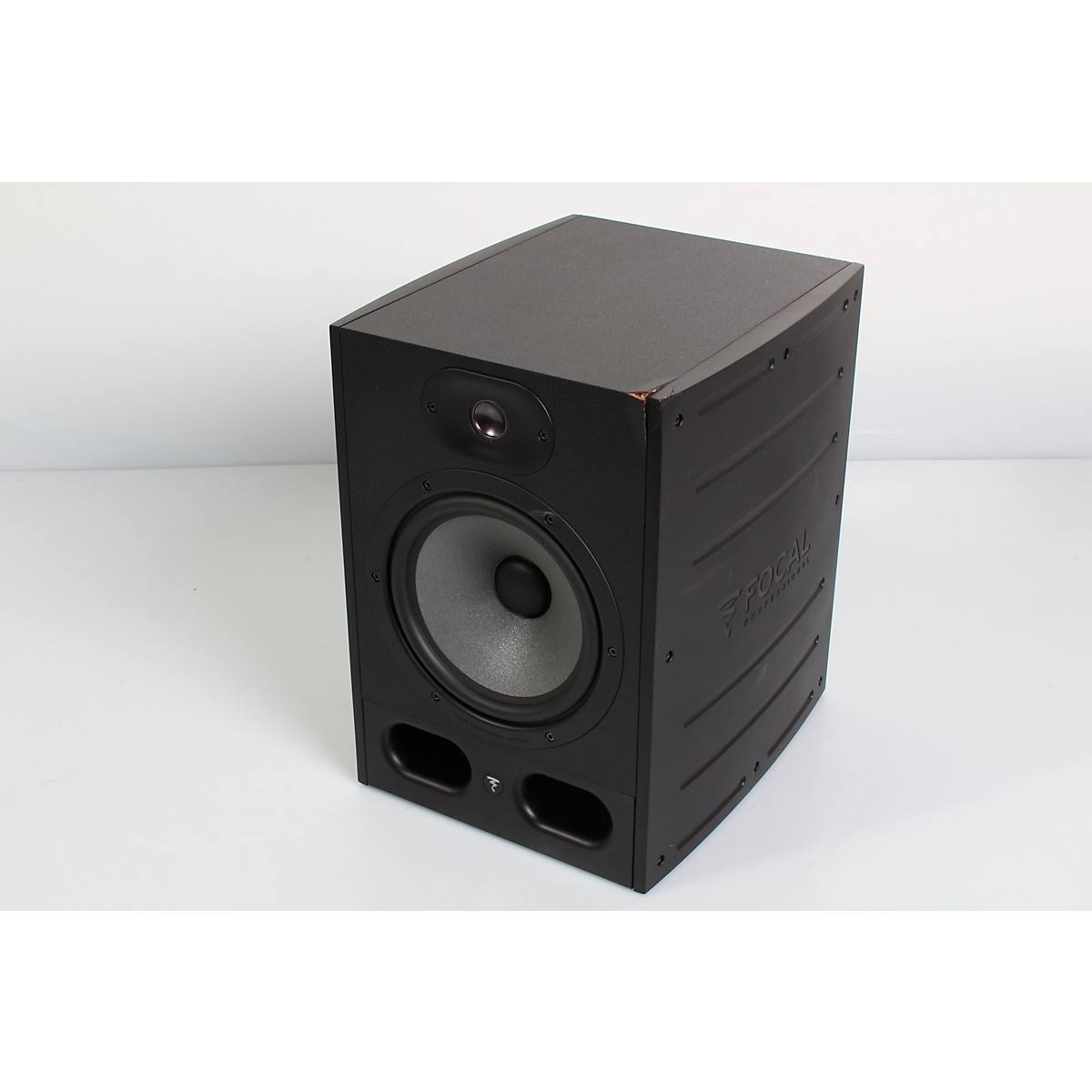 Studio Monitor E76736